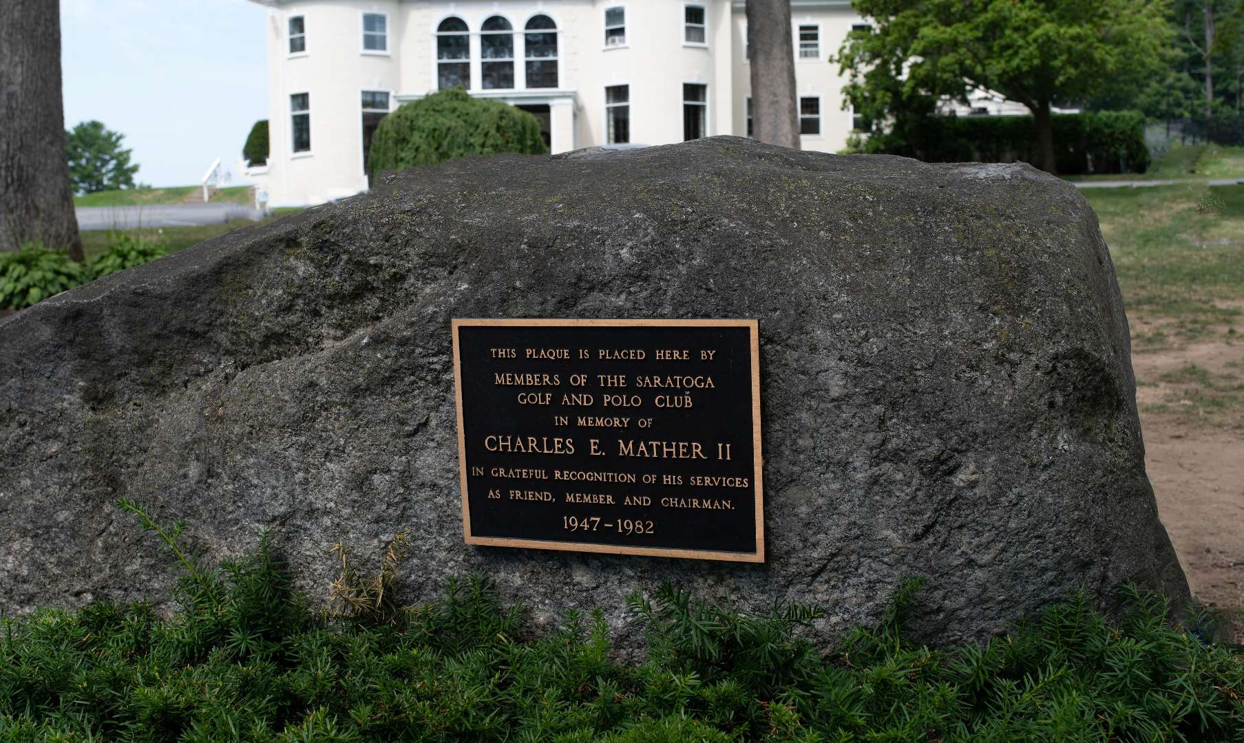 SGP37_-_Clubhouse_Mather_plaque